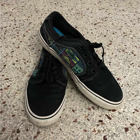 Maui and Sons sneakers size 8 - Picture 1 of 7
